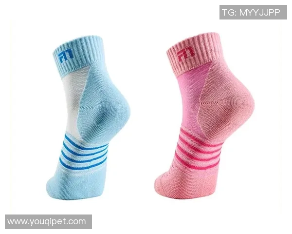 羽毛球装备选购指南:如何选择适合的球袜提升运动表现 羽毛球装备选购指南:如何选择适合的球袜提升运动表现