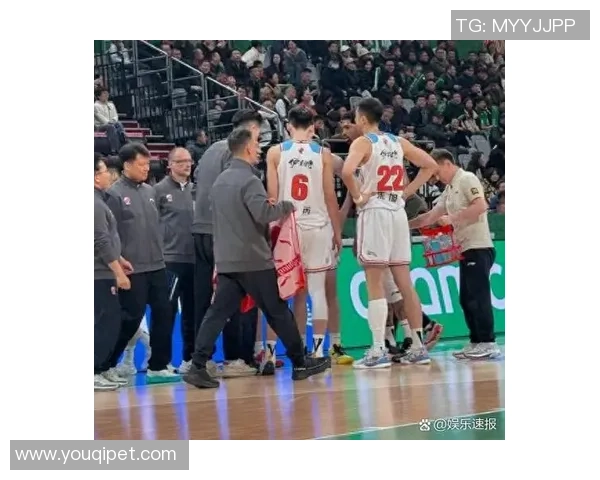 南京篮球队与深圳篮球队赛后复盘分析球员个人能力的对比与启示